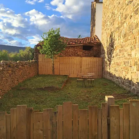 La Fragua I Y Ii Holiday home Rebollar (Soria)